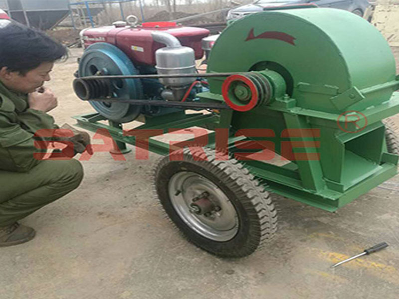 Diesel Sawdust Crusher Machine